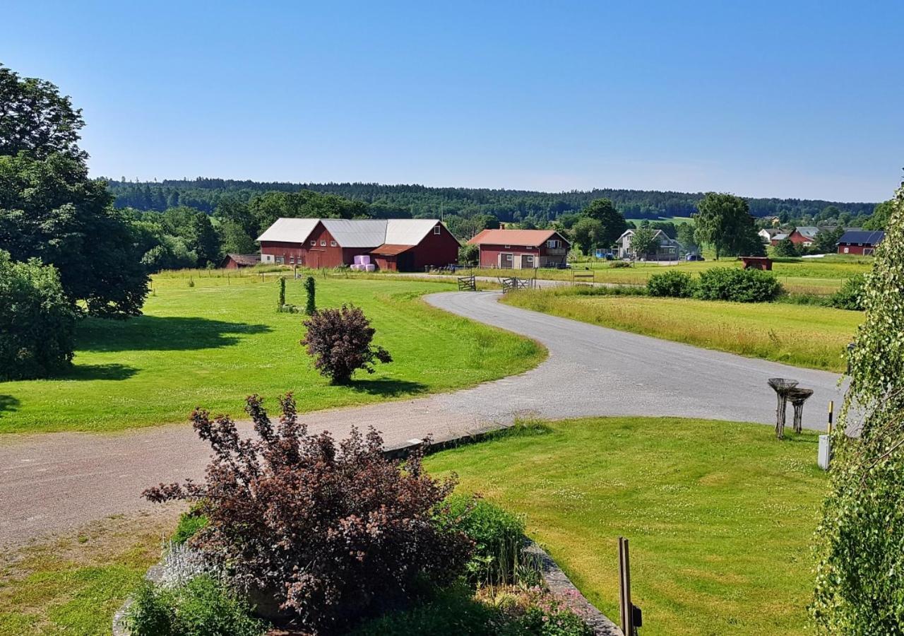 Lantställe Flora Dekor Gästgård *